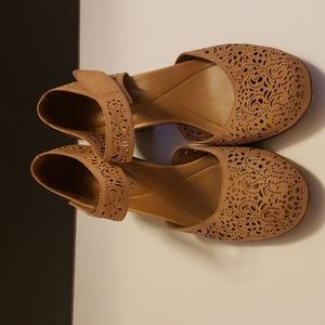 Easy Spirit Shoes